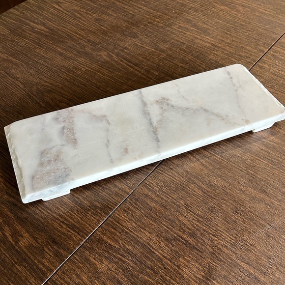 Pottery Barn Other - Pottery Barn Raw Edge Marble Board